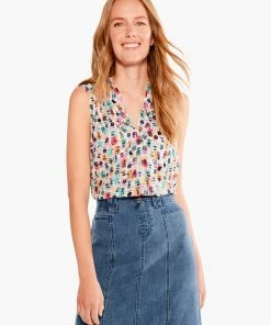 Brand new ✔️ NIC+ZOE Have A Seat Live In Tank for 👩 women ✨